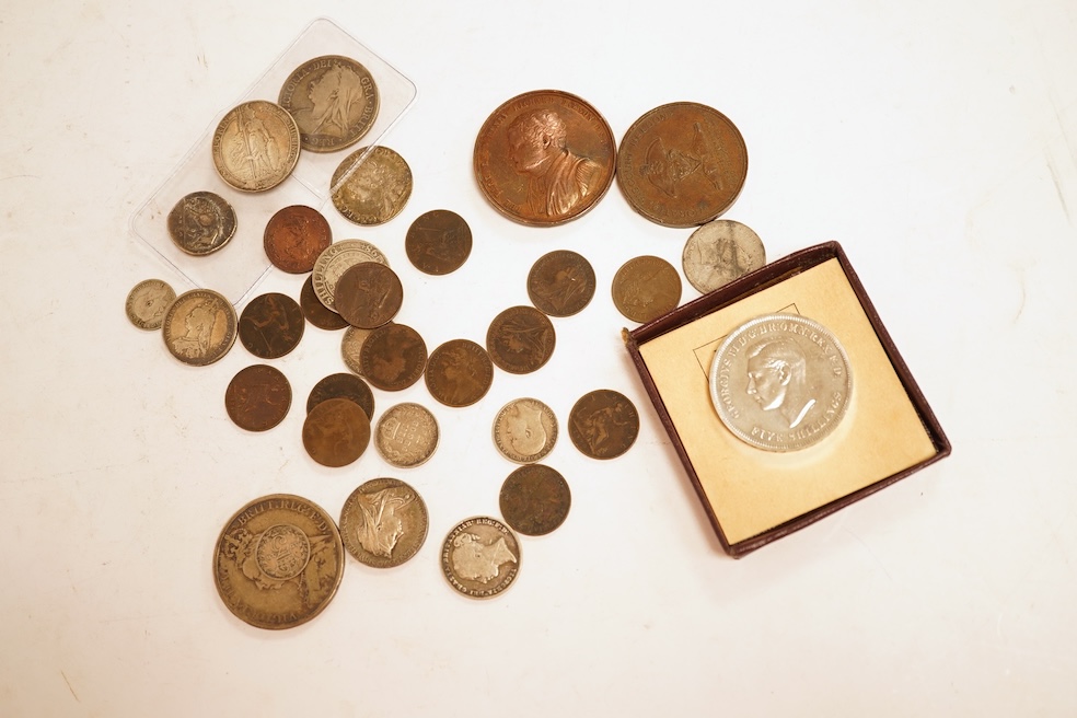 Lucania, Velia, AR Didrachm, c. 334-300 BC, Head of Athena, lion tearing prey, approx 7.6g, British coins and medals;, Victoria crowned 1891, halfcrown, 1899, shillings, threepeces, Horatio Viscount Nelson Foudroyant fla